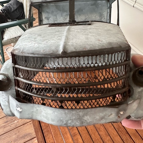 Hobby Lobby Galvanized Metal Truck Decor - Silver - Picture 3 of 7